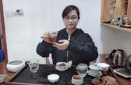 选择红茶：春茶与夏茶哪个更胜一筹？